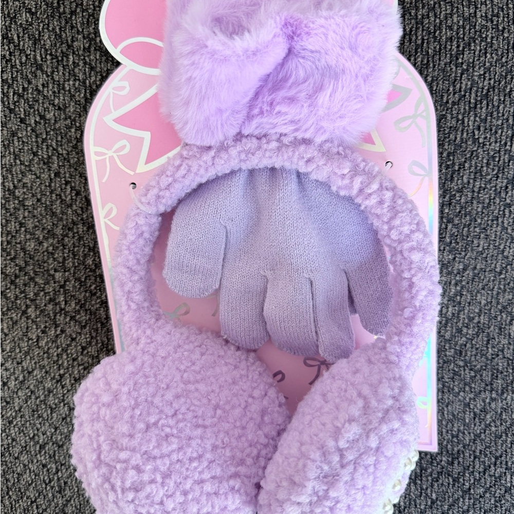 OMG accessories - Girls Lavender bow Earmuffs with pearls and mittens Set- NWT